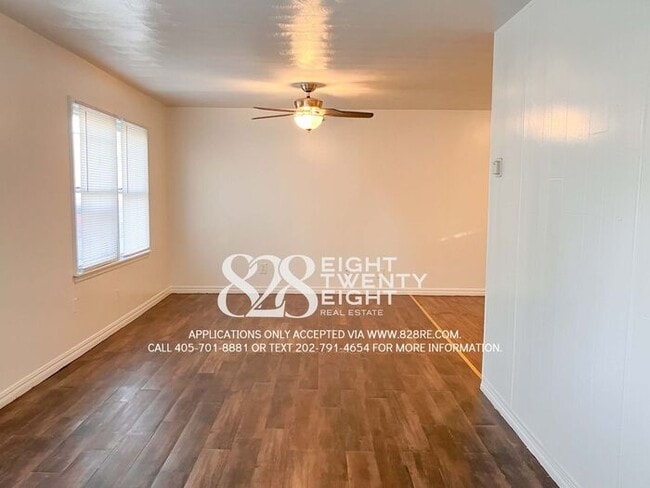 Building Photo - 1/2 OFF 1st MONTH'S RENT! 2 Bed/1 Bath Single Family Home in MWC - IMMEDIATE MOVE IN