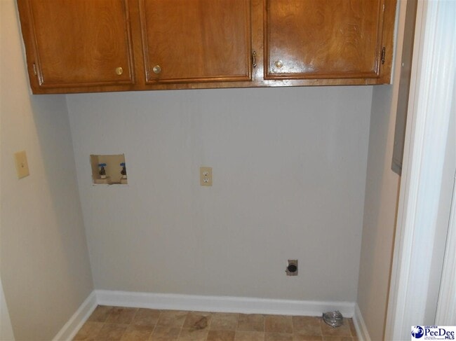 Building Photo - 2379 Chadwick Dr