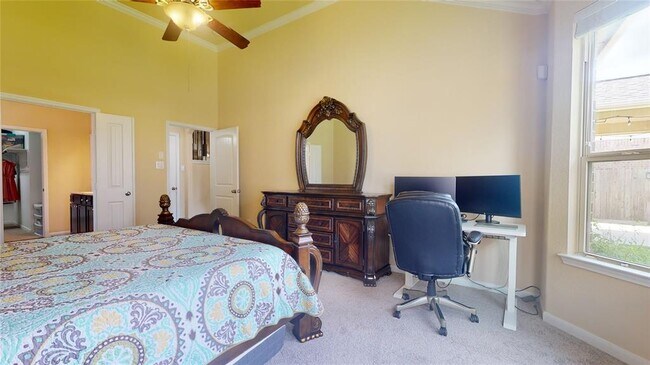 Building Photo - 28511 Pleasant Forest Dr