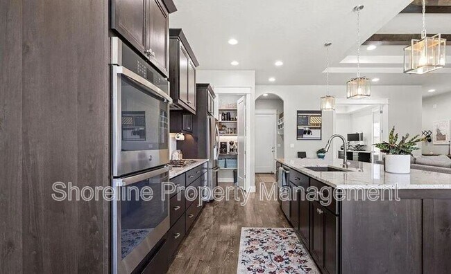 Building Photo - 11699 W Alyxandra Dr