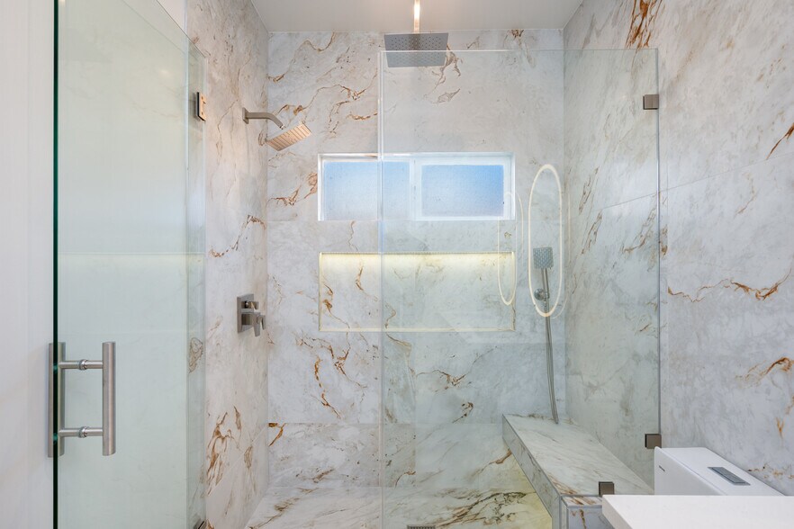 Shower - 1448 S Holt Ave