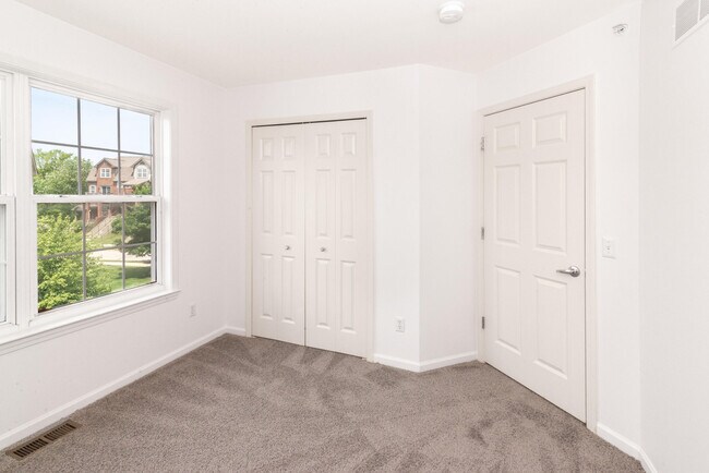 Building Photo - 3046 Barclay Way