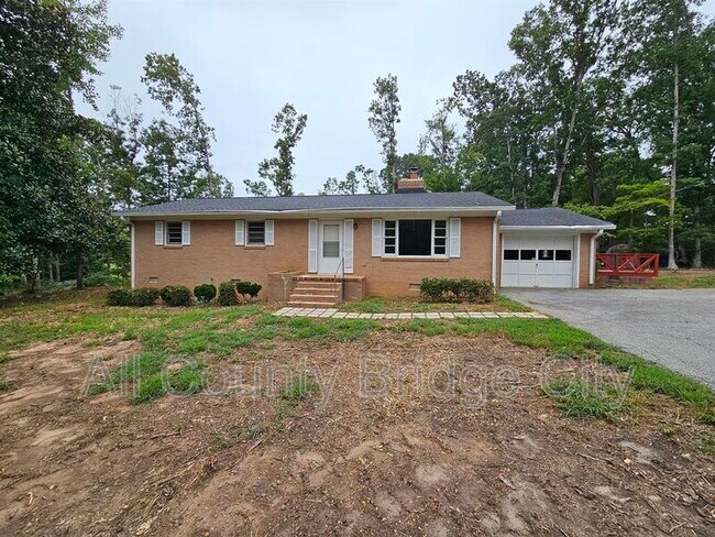 Primary Photo - 112 Sunrise Ln