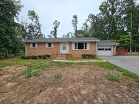 Building Photo - 112 Sunrise Ln