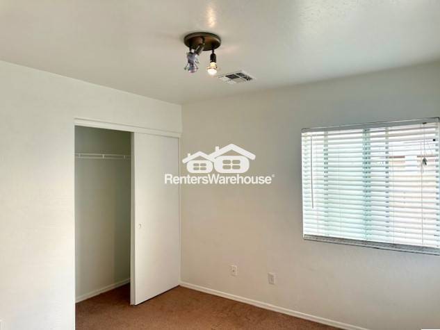 Building Photo - Charming 4BD/2BA Home for Rent in Goodyear