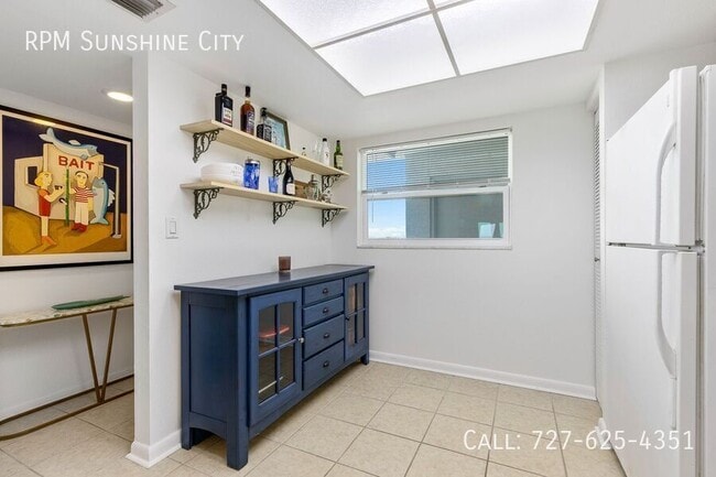 Building Photo - 403 Gulf Way