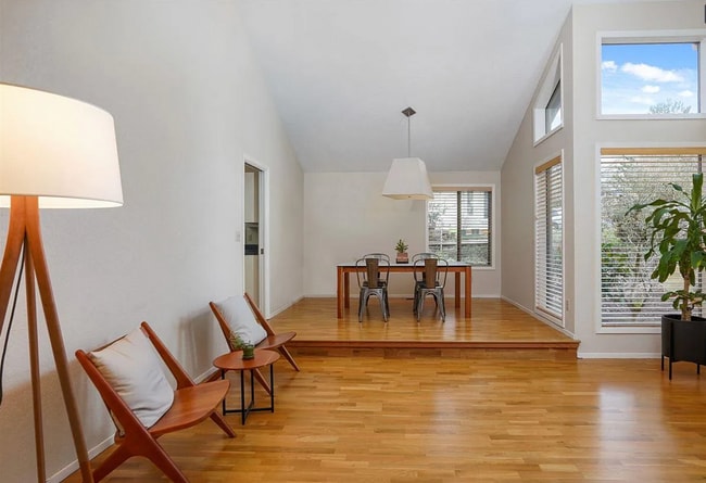 Building Photo - 3664 NW Wisteria Pl