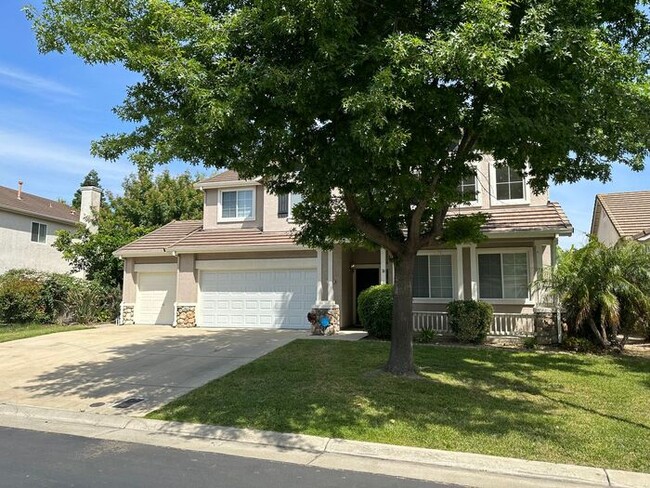 Building Photo - North Stockton 4 Bedroom 3 Bath Home