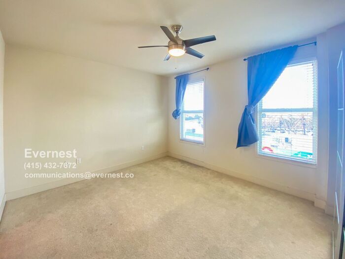 Building Photo - 1528 Brunswig Ln