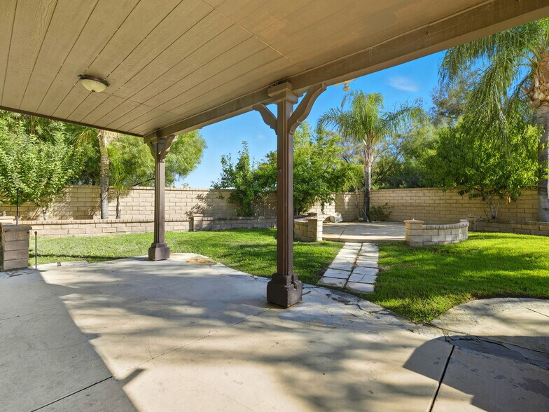 Building Photo - 26536 Brant Way