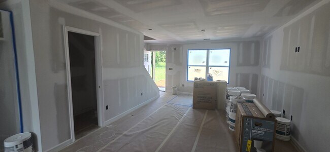 Building Photo - 219 Mullican St