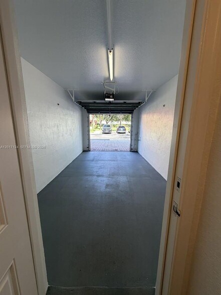 Building Photo - 3335 Palomino Dr