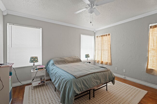 Building Photo - 2703 23rd St