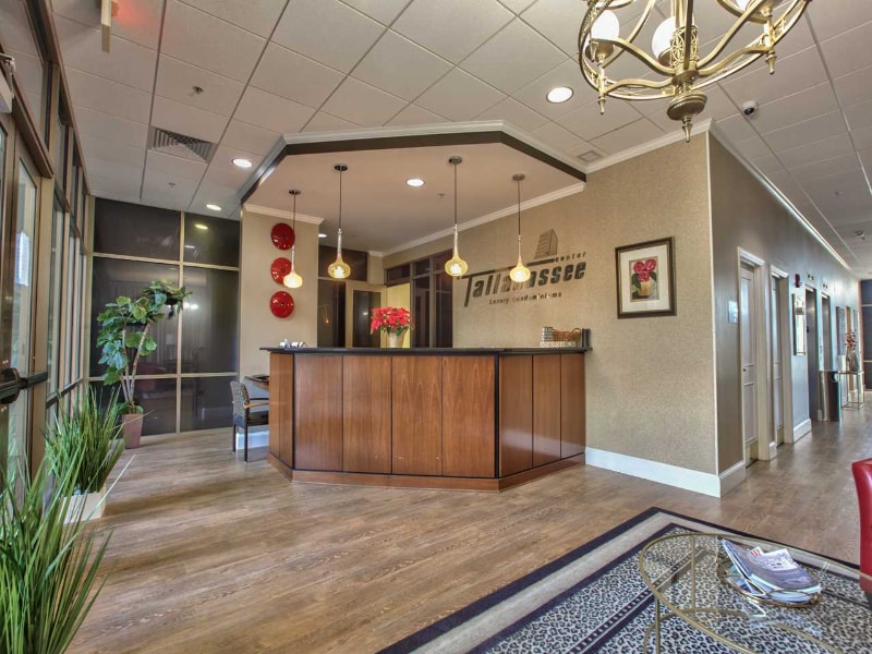 Building Photo - 215 W College Ave