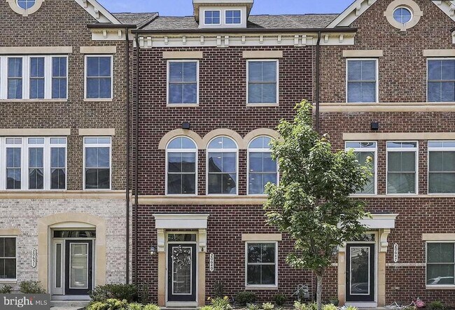 Building Photo - 20649 Duxbury Terrace