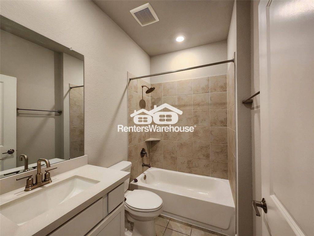 Building Photo - 19014 Whitehaven Bend Ln
