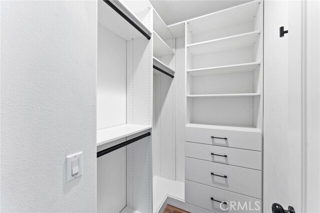 Building Photo - 147 Jaripol Cir