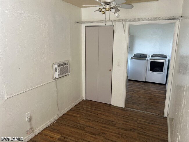 Building Photo - 446 San Bernardino St