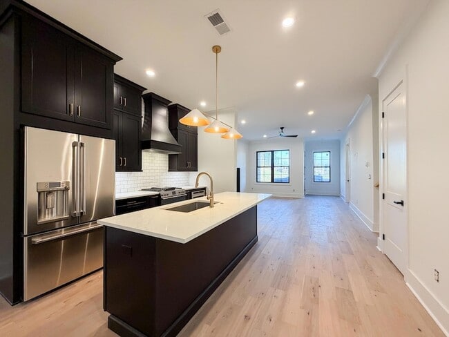 Building Photo - 4161 Cocos Wy