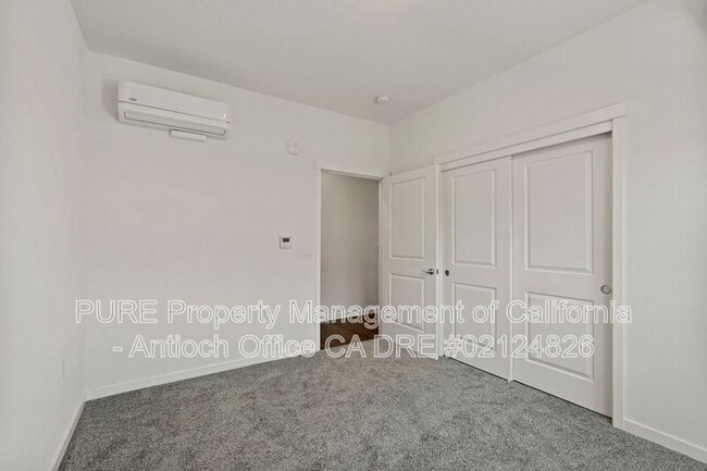 Building Photo - 2600 Wildflower Sta Pl