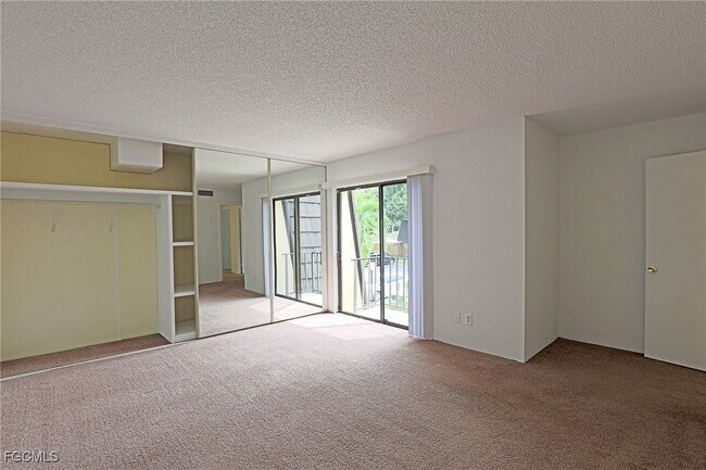 Building Photo - 12351 Woodrose Ct