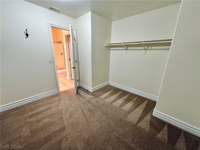 Building Photo - 195 Wicked Wedge Way