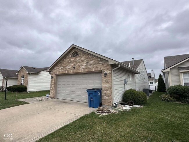 Primary Photo - 1453 Quinlan Ct
