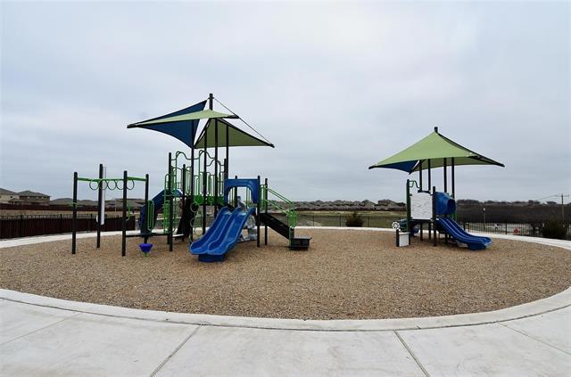 Building Photo - 9800 Huntersville Trl