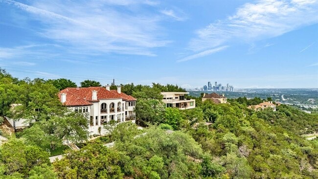 Building Photo - 1710 Mt Larson Rd