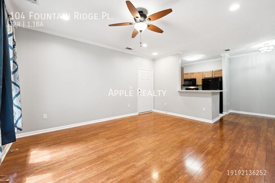 Building Photo - 104 Fountain Ridge Pl