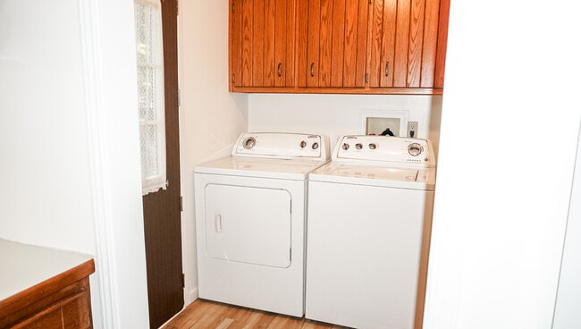 Building Photo - 7 Breakwater Dr