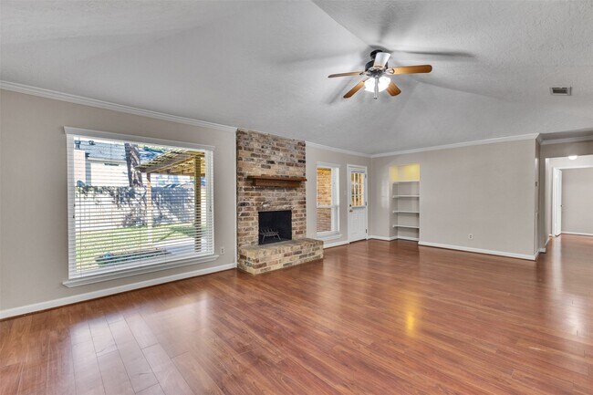 Building Photo - 8318 Amurwood Dr