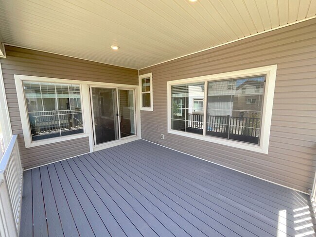 Building Photo - 3 Bedroom Home Available Near Marksheffel ...