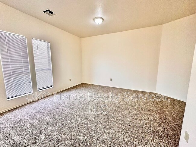 Building Photo - 4232 NW 144th St