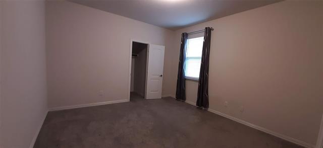 Building Photo - 325 Kennewick Dr