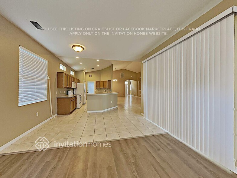 Building Photo - 6506 Blue Grosbeak Cir