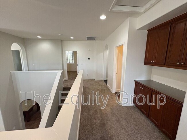 Building Photo - 3047 W Harold Ct