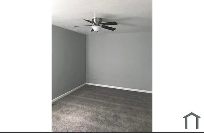 Building Photo - 633 42nd St