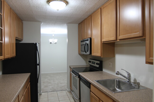 Building Photo - 960 Beau Dr