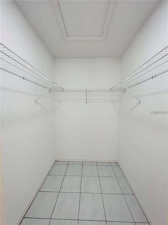 Building Photo - 2169 Onondaga Ln