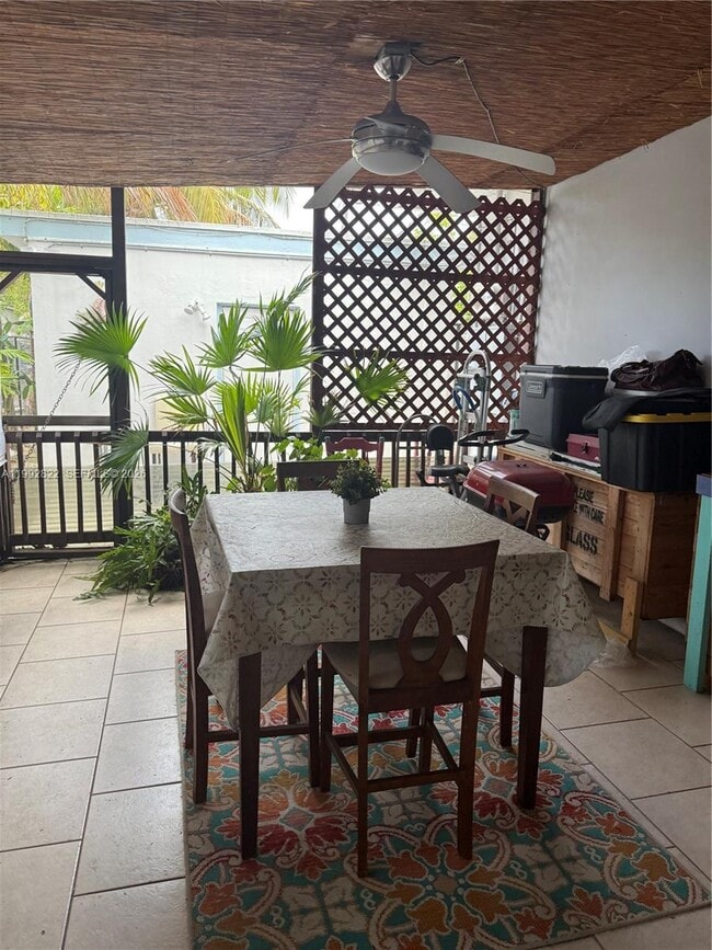 Building Photo - 1921 Jefferson St