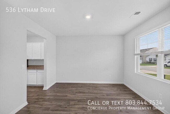 Building Photo - 536 Lytham Dr