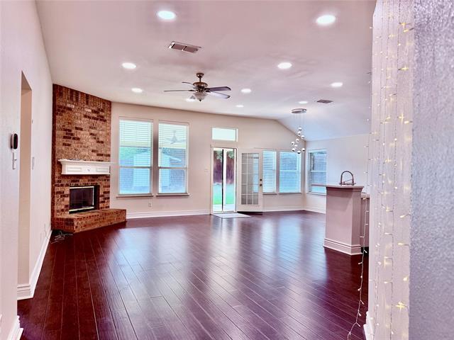 Building Photo - 700 Auburndale Dr