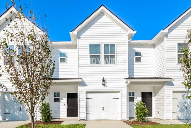 Building Photo - 1008 Wildflower Dr