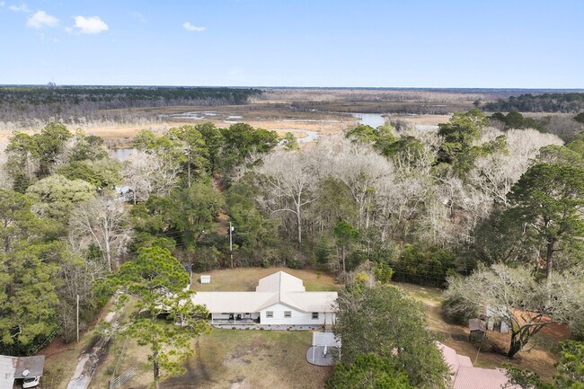 Building Photo - 10104 Johns Bayou Rd