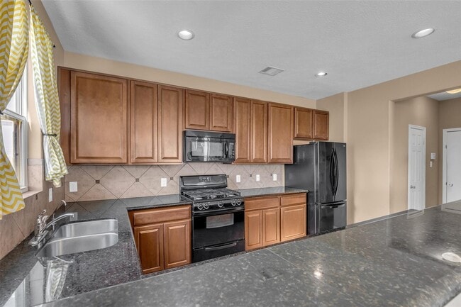 Building Photo - 1615 Bel Riposo Ln