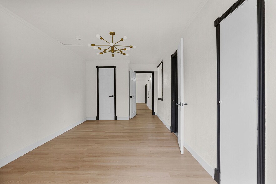 Building Photo - 751 NE 122nd St