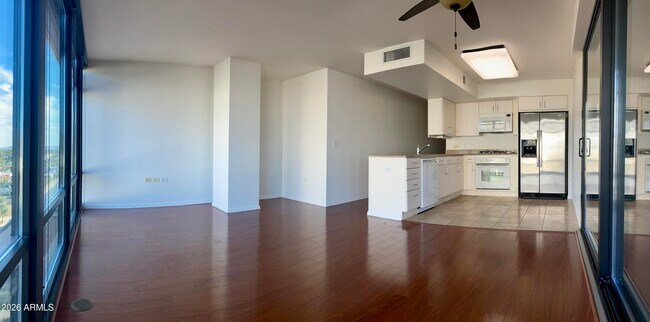 Building Photo - 4808 N 24th St