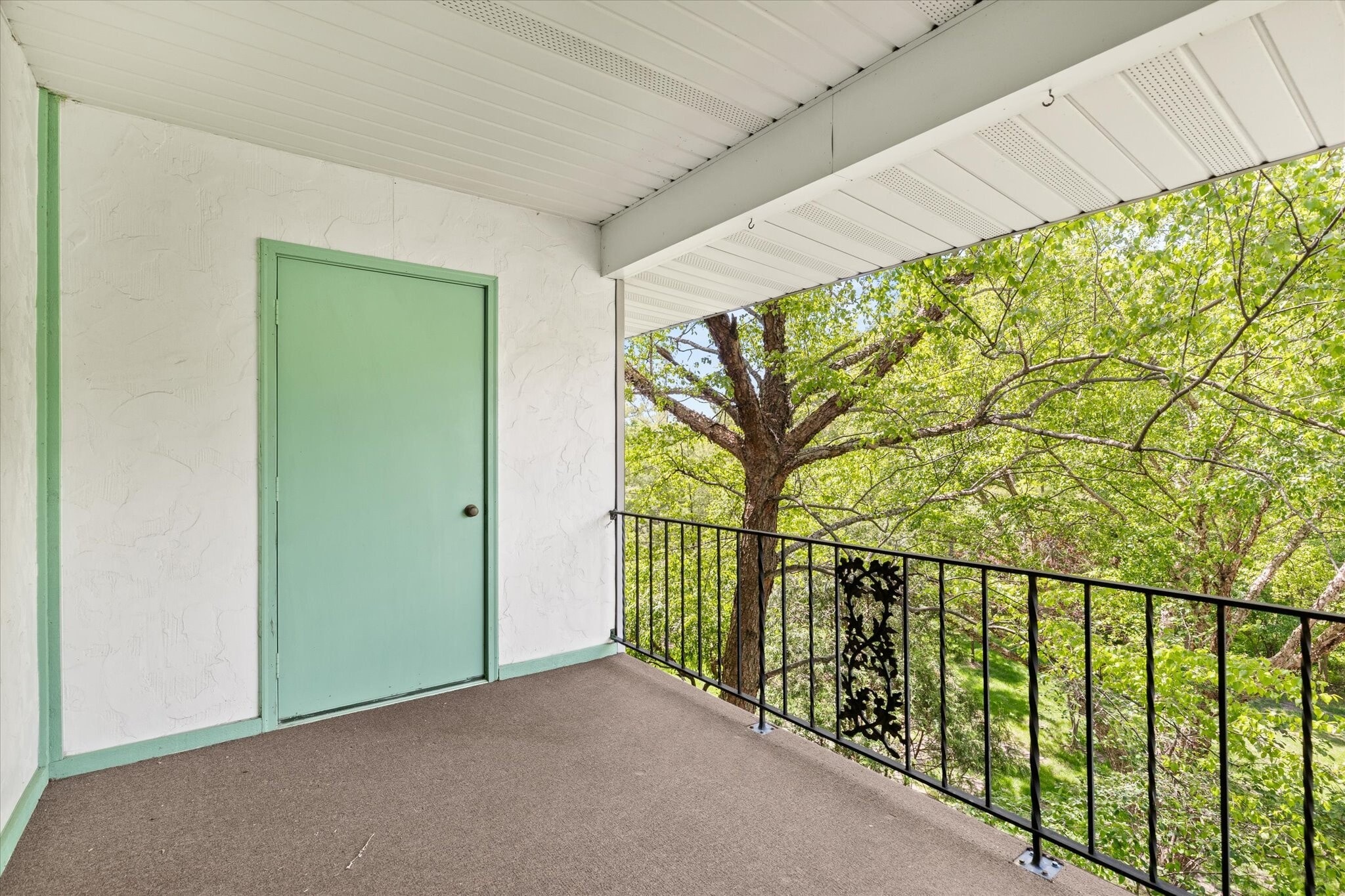 Building Photo - 2427 Reynolds Manor Dr