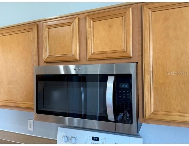 Building Photo - 5032 Adair Oak Dr